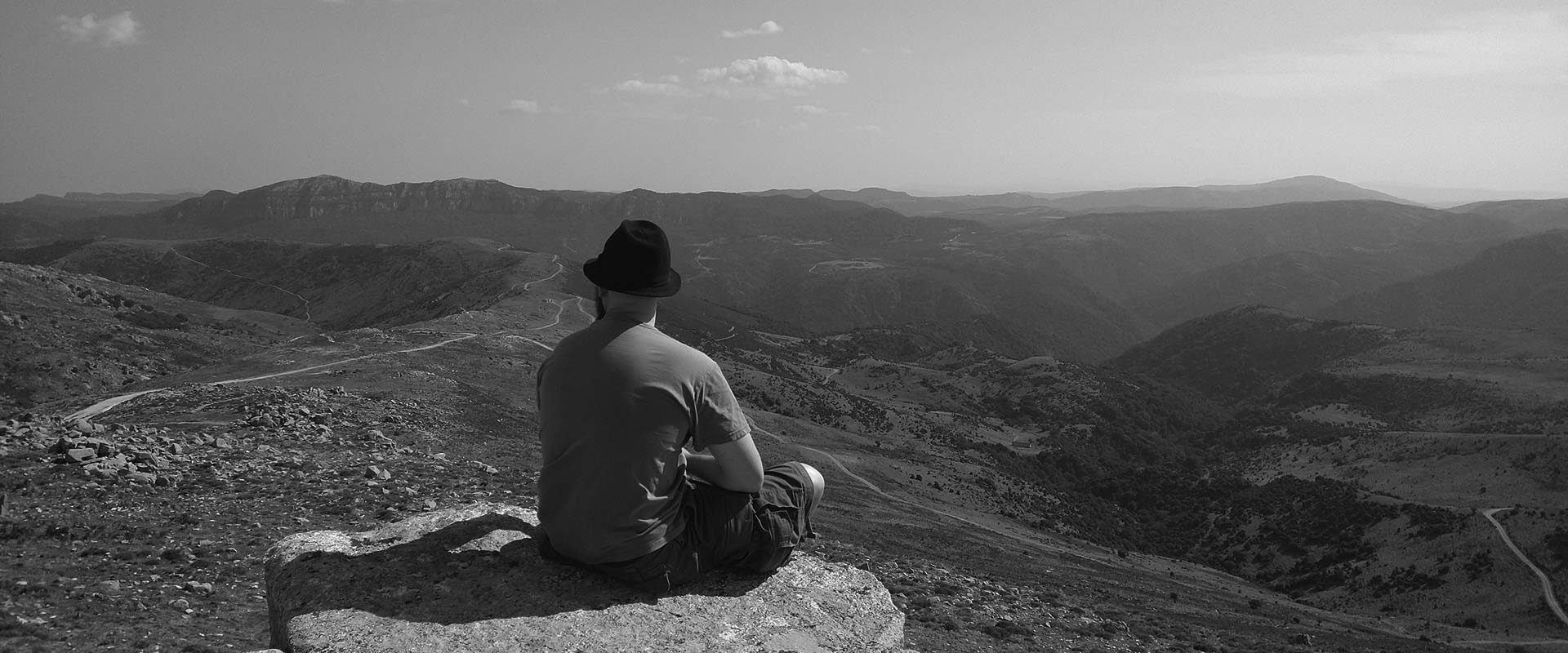 gone-walkabout-header-lg gone-walkabout-header-lg